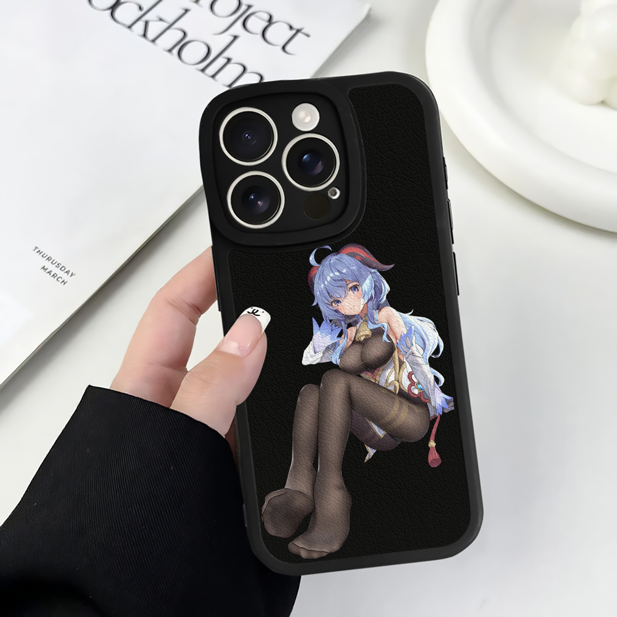 げんし神 甘雨 かんう genshin Ganyu 【iPhone 16シリーズ対応】シリコンスマホケース（レザー調） 材質：シリコン